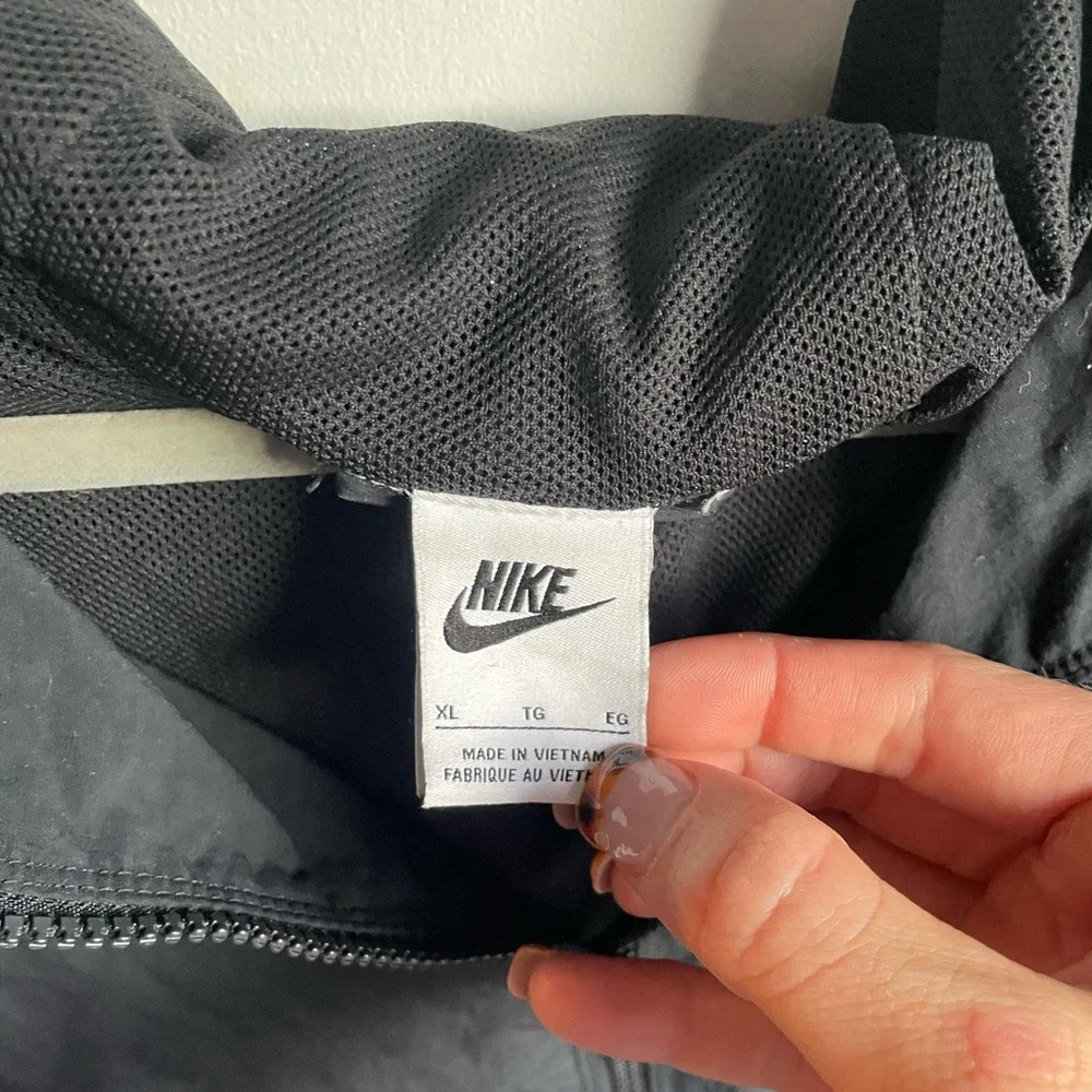 Nike Zip Up Windbreaker Jacket Size XL Activewear Casual Neutral -C - Picture 2 of 5